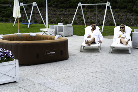 Nafukovací zahradní vířivka THUNDER BREVE