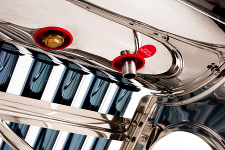 Beztlakový solární kolektor THUNDER se 100l zásobníkem