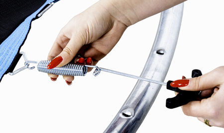 Háček na pružiny trampolíny